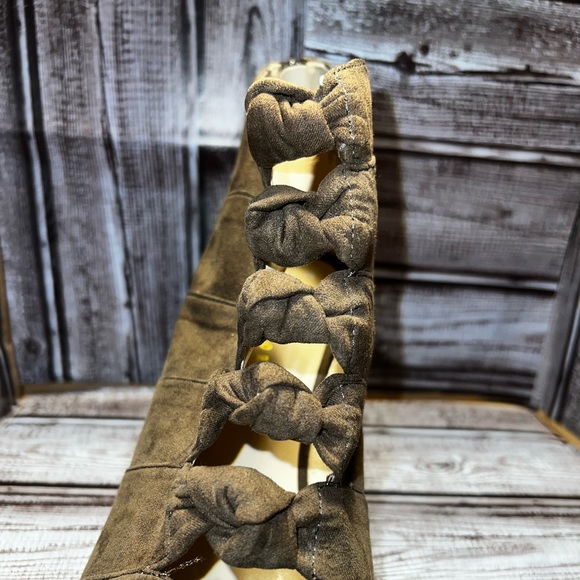 Metaphor woman’s Chelsea ankle  boots - Picture 14 of 16